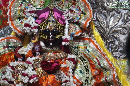 राधा वल्लभ मंदिर- वृन्दावन