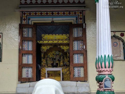 Thakur Shri Gore Lal Ji Kunj, Vrindavan