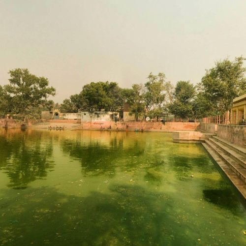 Surabhi Kunda, Goverdhan - Divine Pastimes