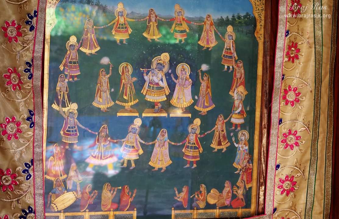 Maharaas Leela beautifully portrayed in a photo at Banshivat temple