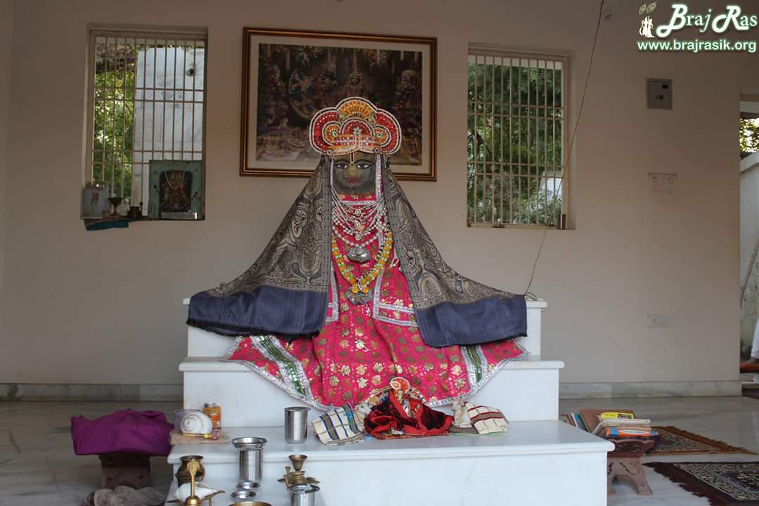 Temple at Lalita Kund in Radha Kund, Goverdhan