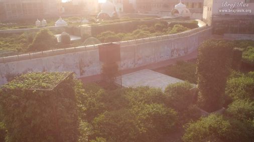 The boundary of Kishor van is attached to Sewa Kunj.