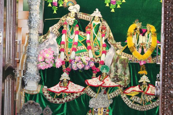 Radha Krishn deities at Shri Bihariji temple, Kokilavan, Braj.