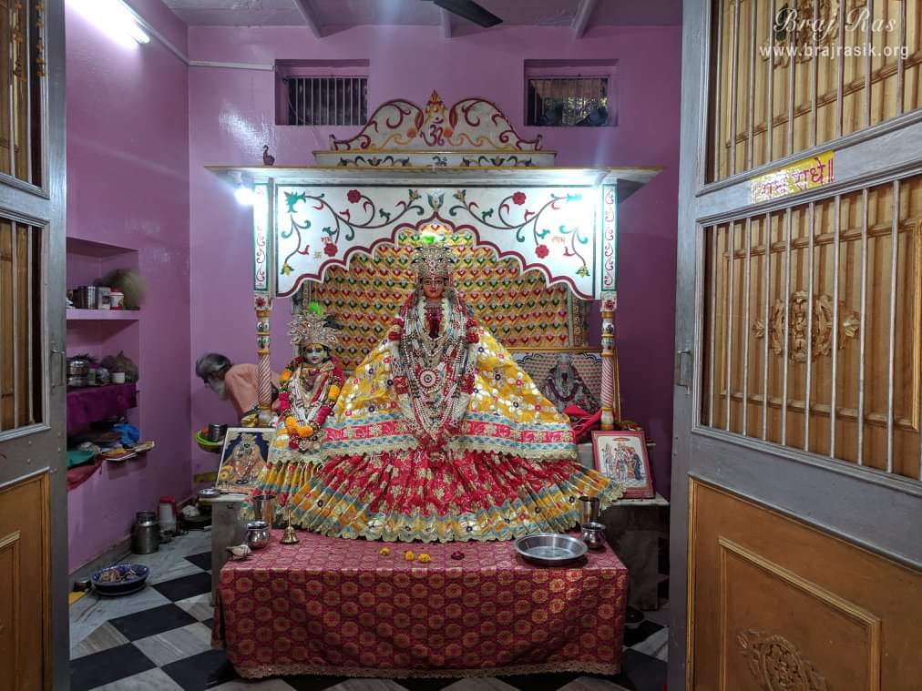 बेलवन में श्री लक्ष्मी देवी के दर्शन।