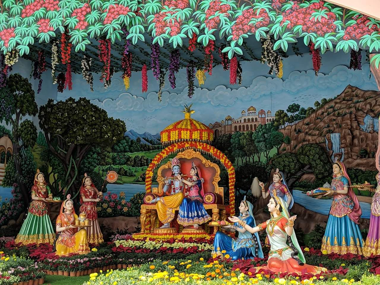 Shri Radha Krishn with various sakhis in Kirti Mandir, Barsana. 