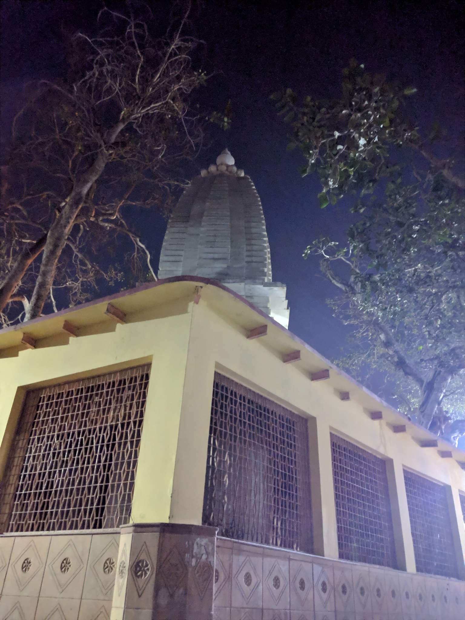 Night view of Shri Shriji Raseshwari Ji or Old Raas Mandal, Vrindavan.