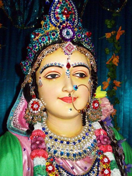 Shri Radha at Shyama Shyam Dham, Vrindavan.