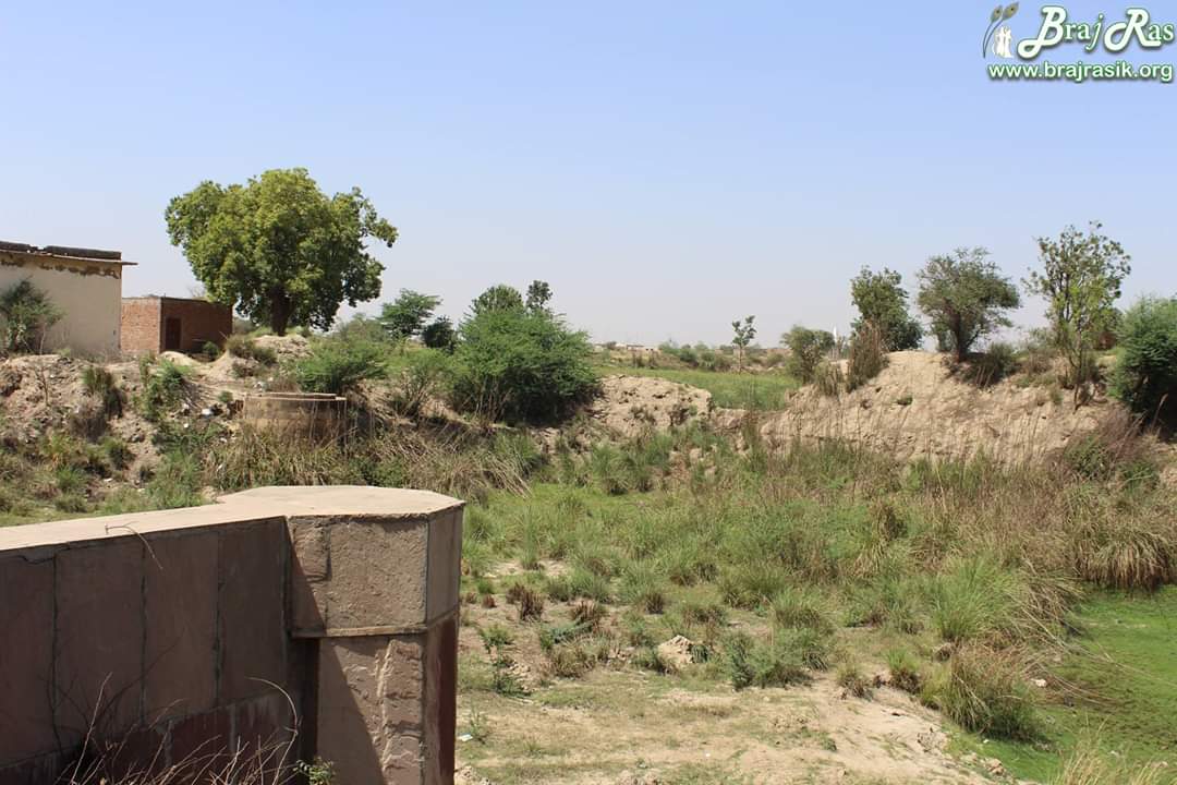 Outside view at Bhojan Thali, Kamyavana, Vraja.
