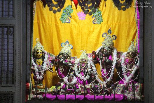 Shri Radha Gokulananda Temple, Vrindavan