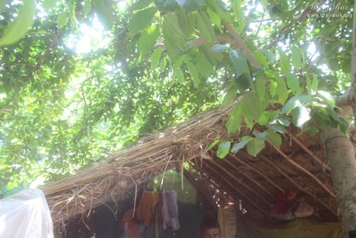 A hut near Raskhan Samadhi place.
