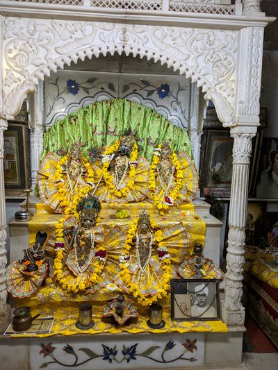 Distant darshan of Shri Radha Manohar Ji along with Mirabai at Mirabai Temple.