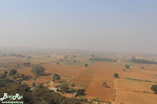 Side view of open fields in Barsana.