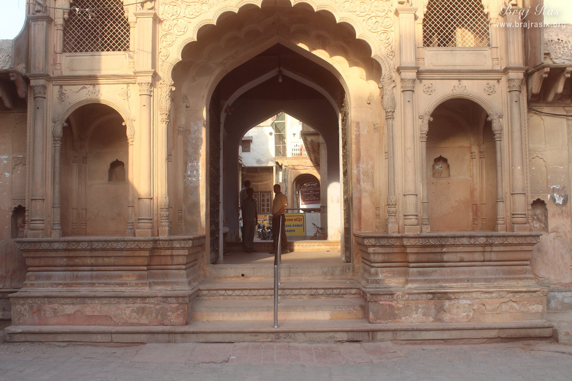 Entrance gate to Shri Radharaman Temple area.