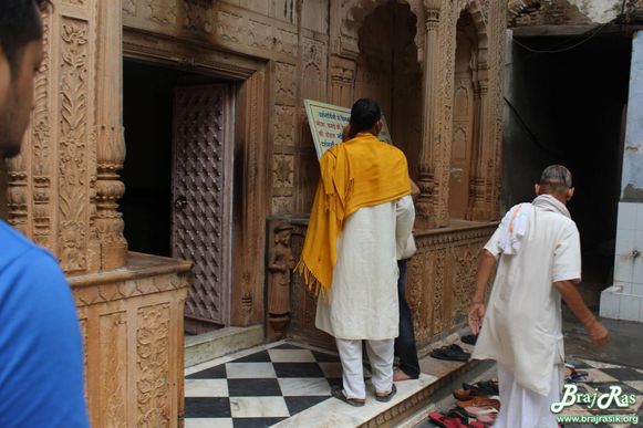 Entrance of Shri Radharaman Temple.