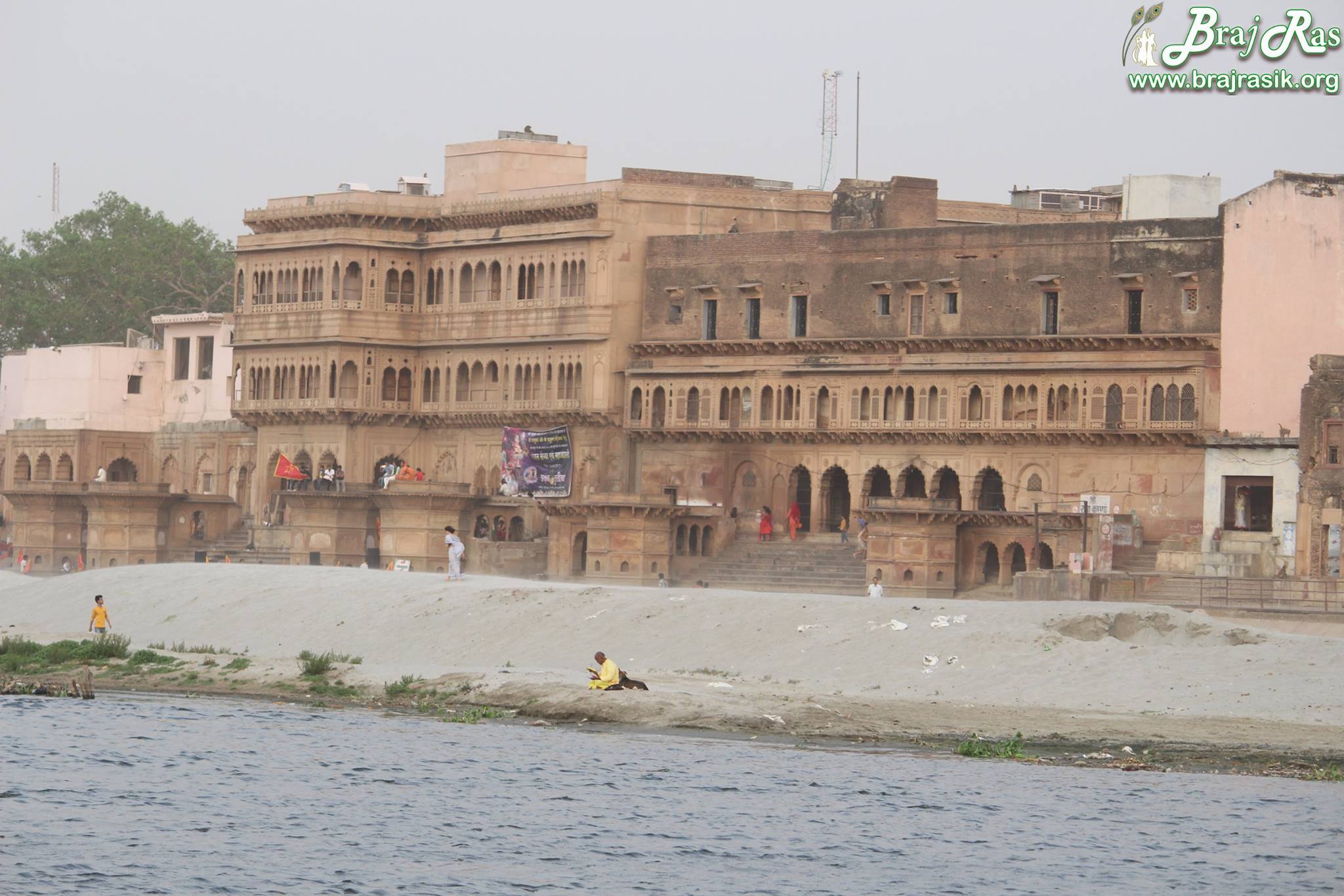 Beautiful view of Shri Yamuna Ji at Kesi Ghat
