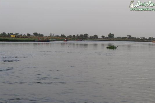 Beautiful view of Shri Yamuna Ji from boat