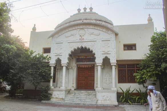 Side view of Swami Haridas Kunj Kuti, Vrindavan