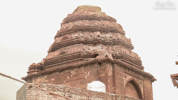 Sky view of temple area at Shri Radha Madan Mohan Temple, Vrindavan
