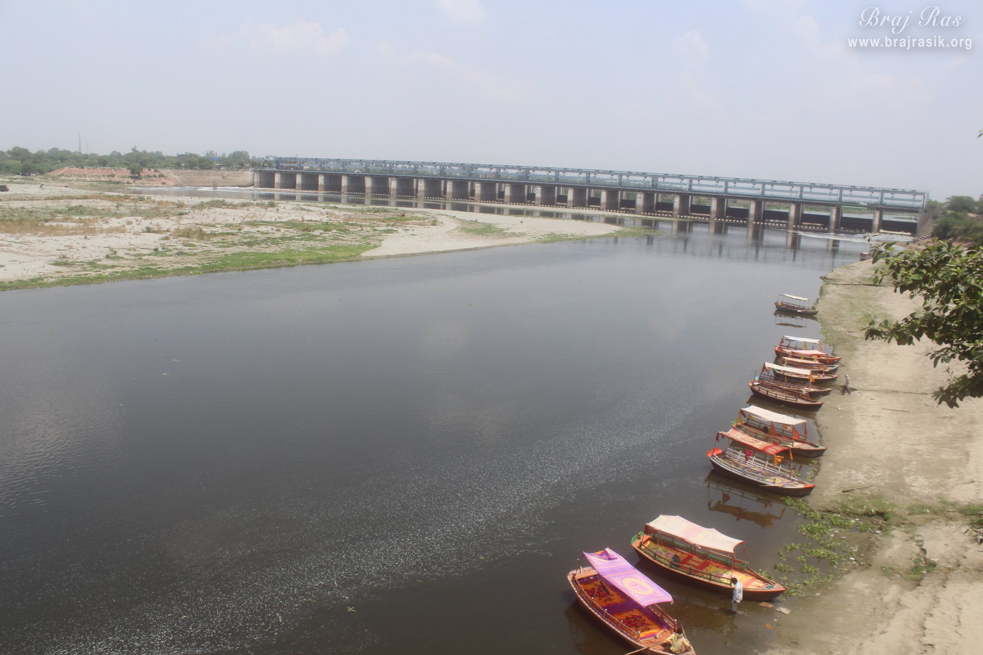 Darshan of Shri Yamuna Ji in Gokul Mahavan