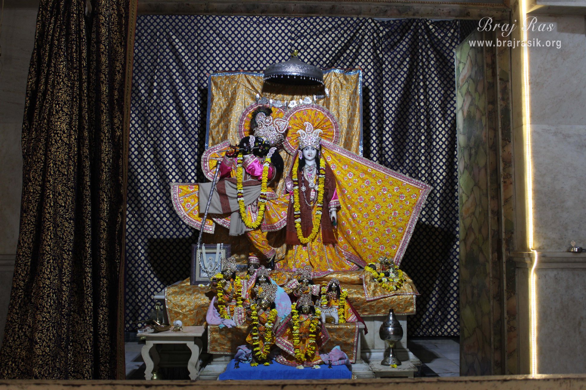 Distant Darshan of Shri Radha Krishna in Pagal Baba Ashram