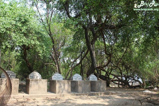 Samadhi area of Rasik Saints behind Maan Sarovar or Mana Sarovar, Vrindavan