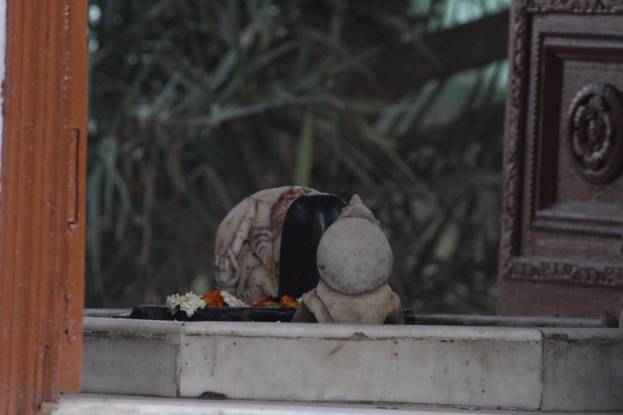 Darshan of Shri Gopeshwar Mahadev at Maan Sarovar or Mana Sarovar, Vrindavan