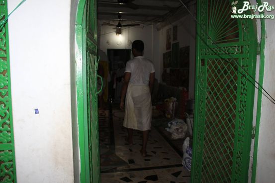 A view of inside temple at Jhadu Mandal, Vrindavan