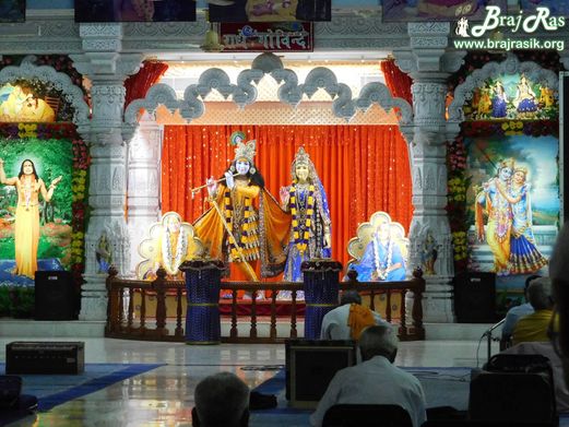Beautiful darshan of Shri Radha Krishna inside temple at Rangeeli Mahal - Barsana