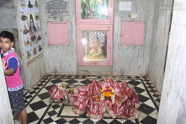 Shringar darshan of Bankhandi Mahadev, Vrindavan