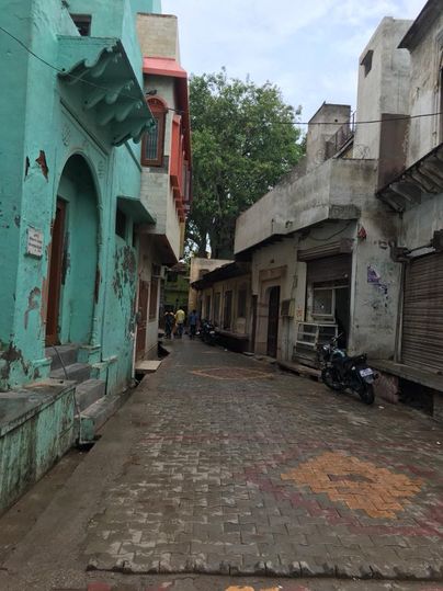 Kunj Gali going to Old Radha Vallabh Temple, Vrindavan