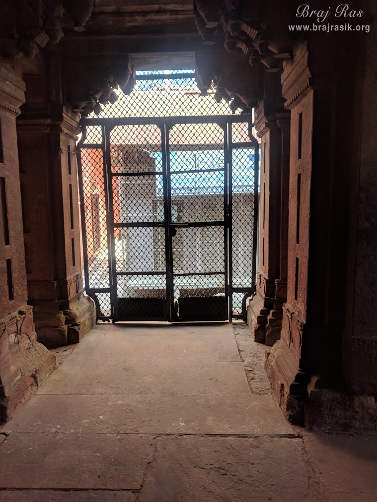 Entrance gate view from inside Old Radha Vallabh Temple, Vrindavan