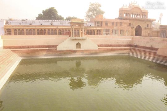 View of pond inside Shri Rangji Mandir, Vrindavan