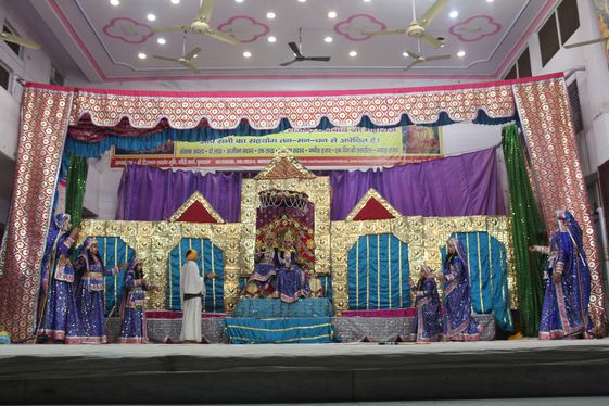 Darshan of Shri Radha Krishna and Sakhi's at Raas Leela Moments, Vrindavan