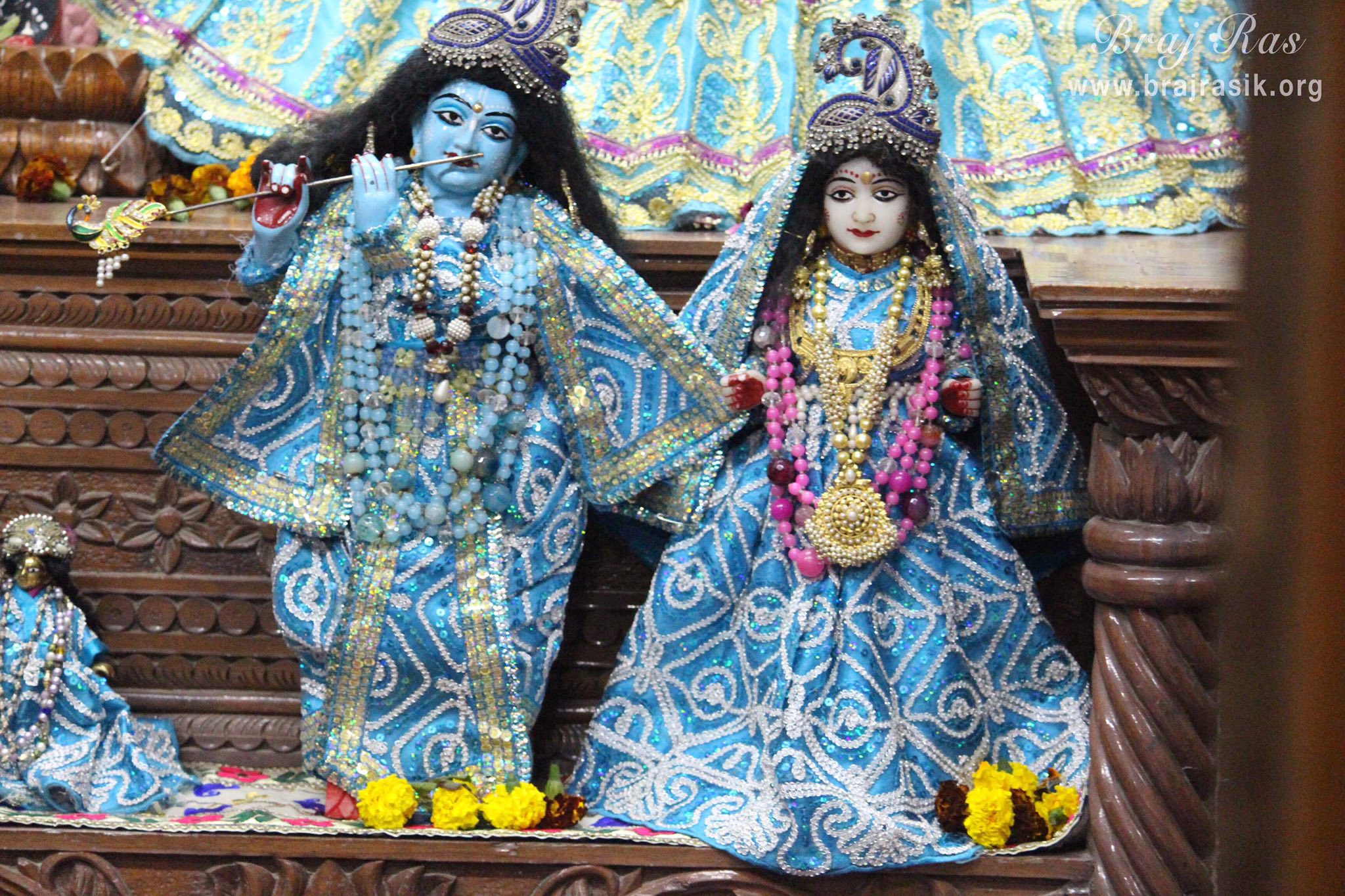 Shri Radha Krishna deity darshan at Imlitala, Vrindavan.