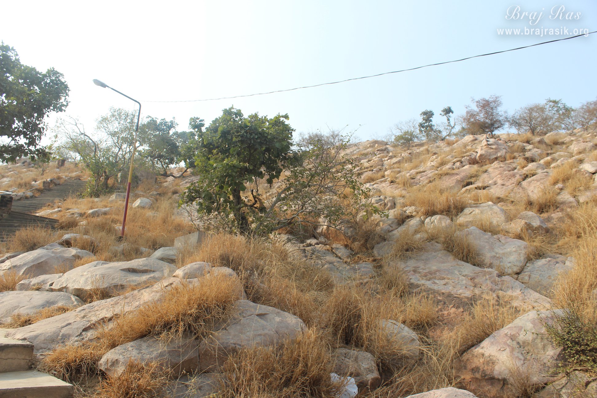 Another view of the hill at Shri Kedarnath, Braj.