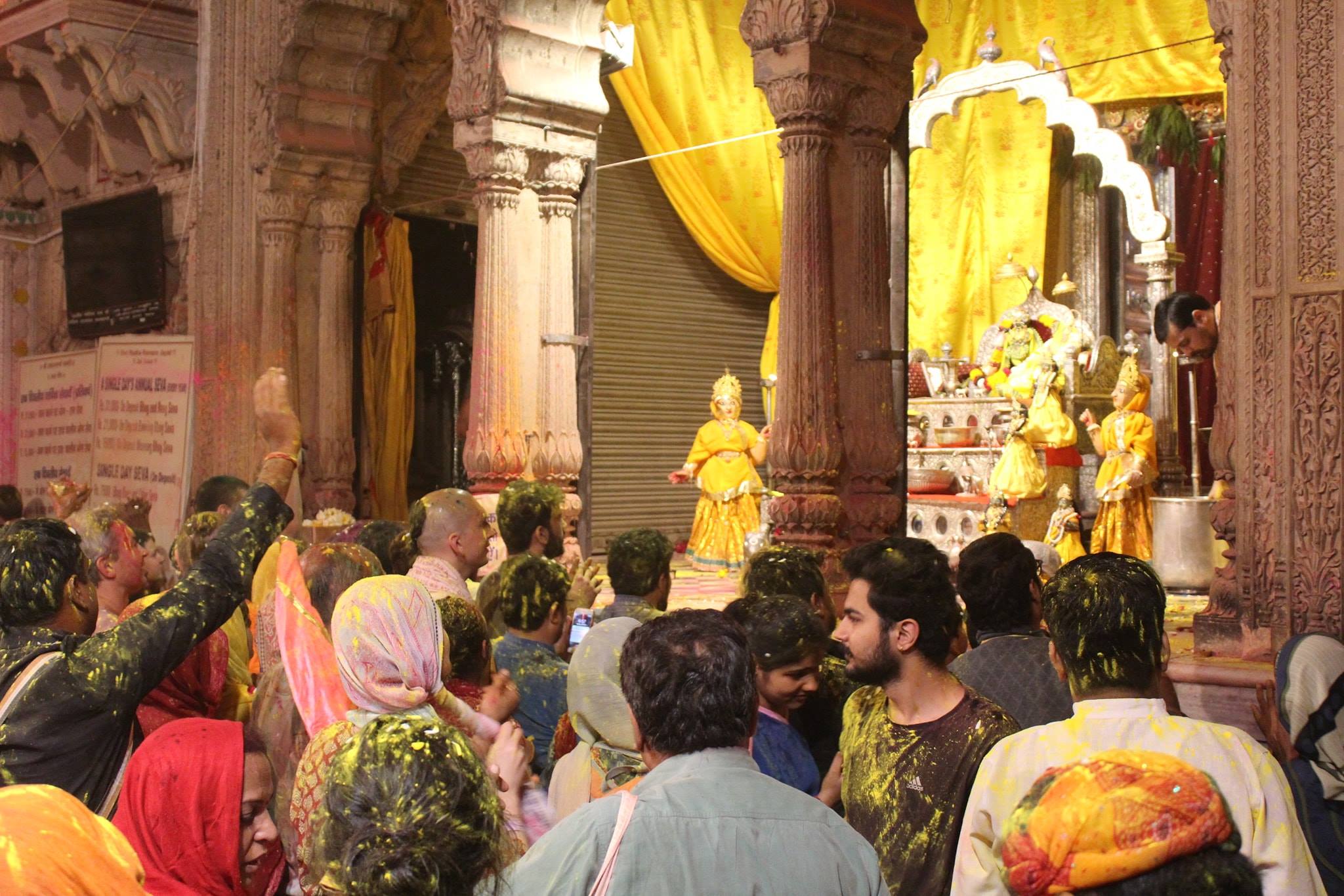 Deity darshan on Holi festival in the evening at Shri Radharaman Temple, Vrindavan