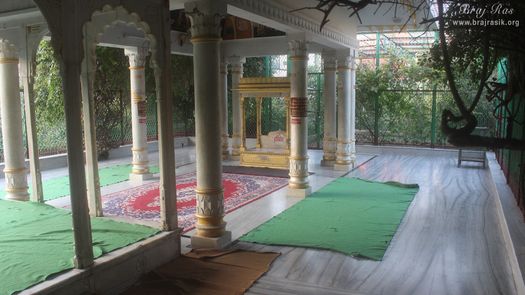 Inside courtyard view of Sewa Kunj, Vrindavan