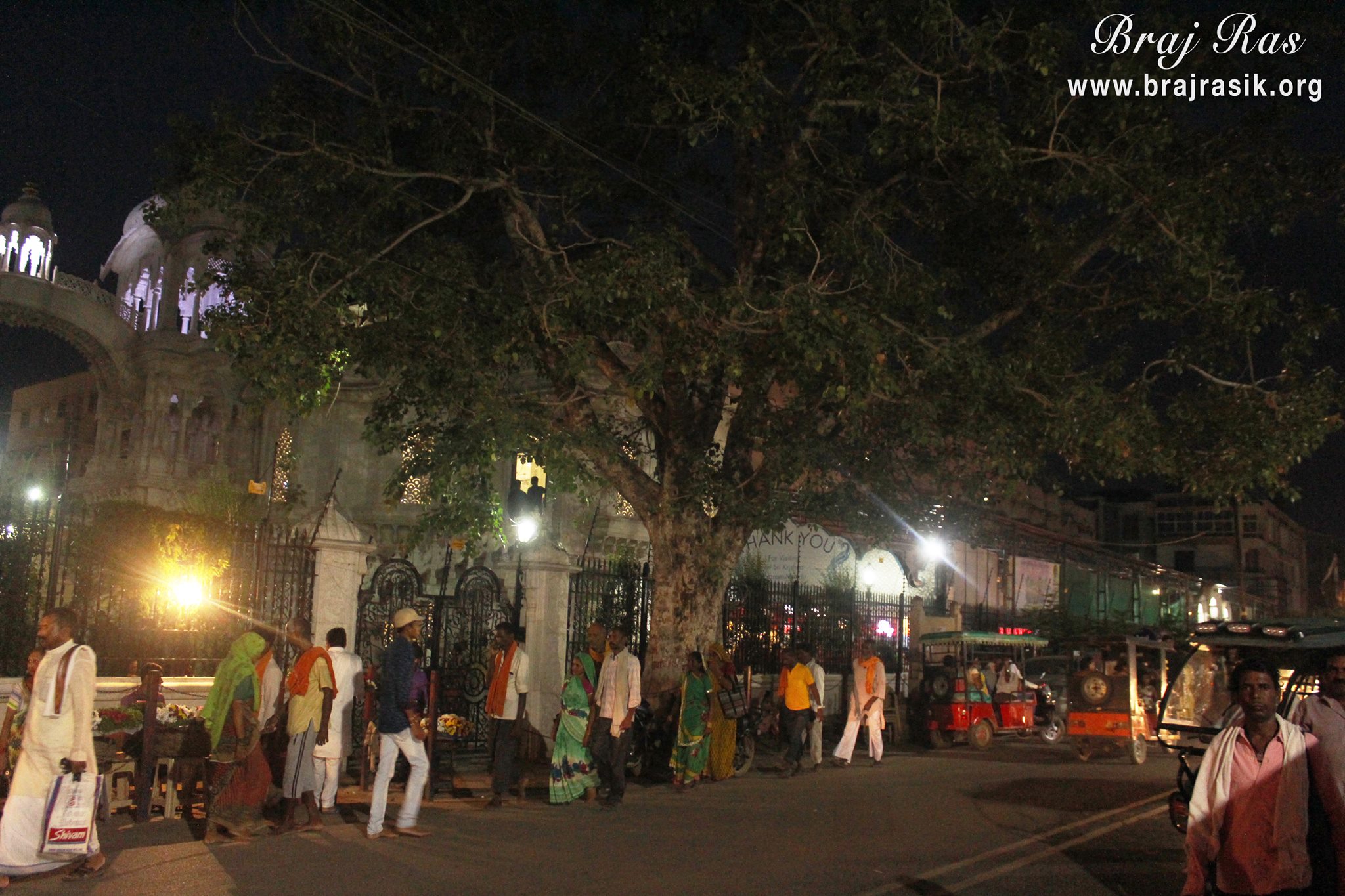 Devotees roaming outside of Krishna Balram Temple, Vrindavan ISKCON