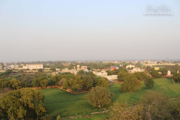 Another view of green fields near Pagal Baba Ashram