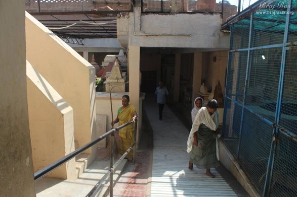 A view of Parikrama path of Shri Radha Damodar Temple, Vrindavan