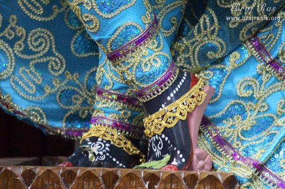 Charan Darshan of Shri Krishna at Imlitala, Vrindavan