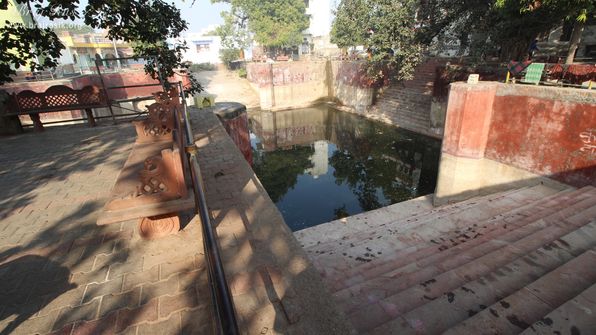A different view of Stairs and Kund waters at Davanal Kund, Vrindavan.