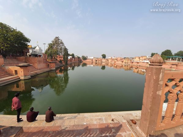 A complete view of Vimal Kund, Kamyavana.