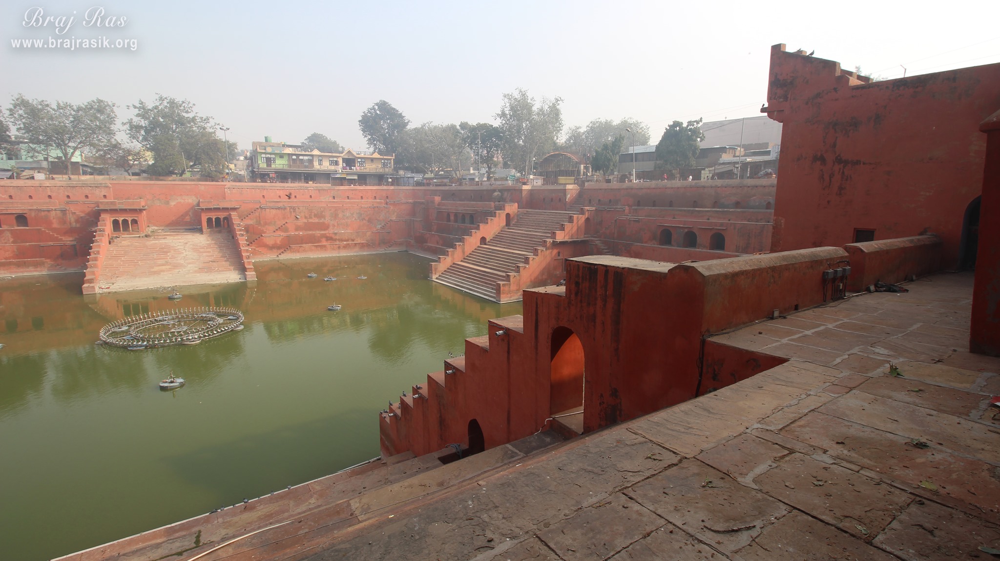 A nice view of Potra Kund, Mathura
