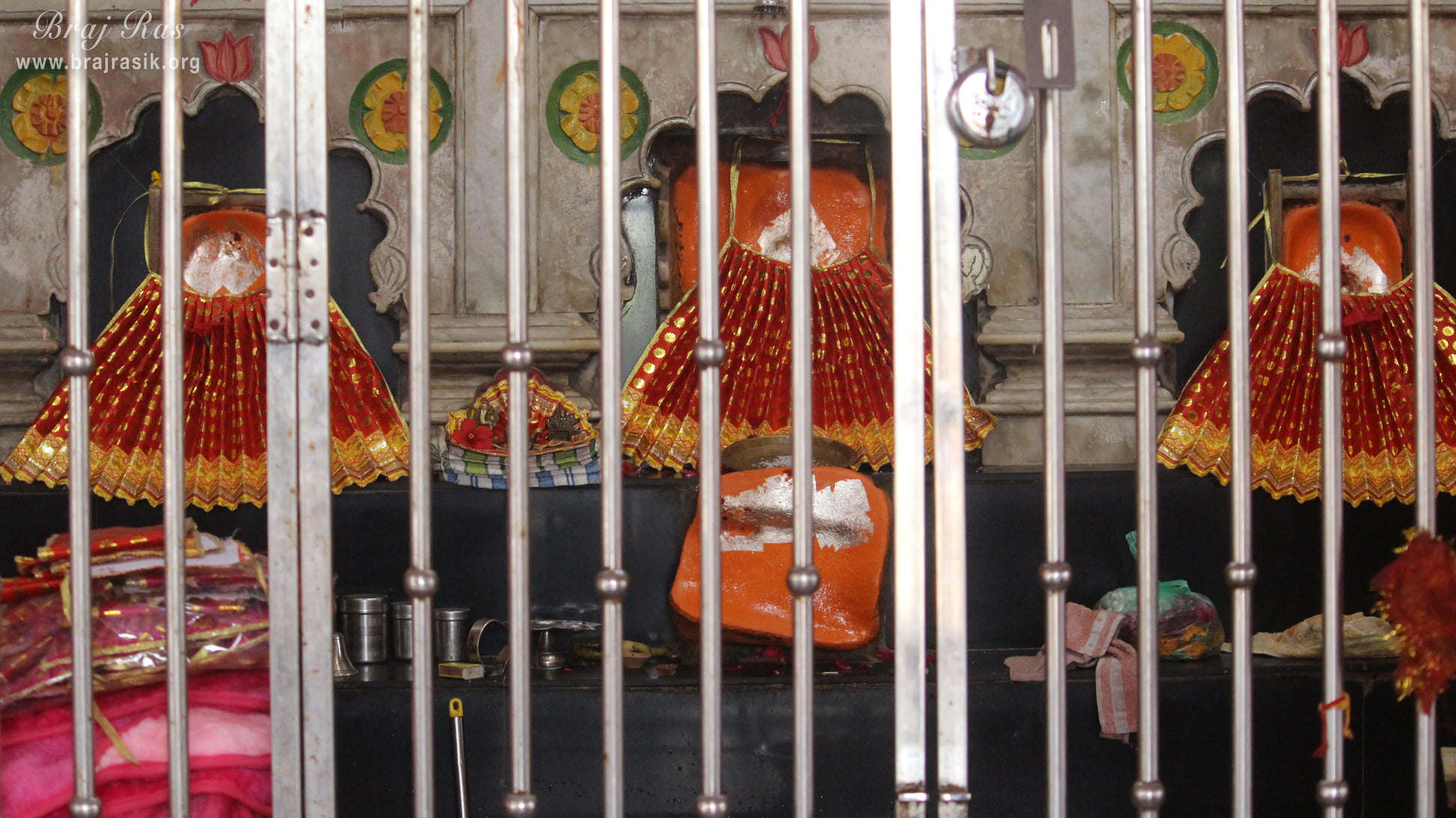 Darshan of Goddess Kali at Kankali ­Devi Temple, Mathura