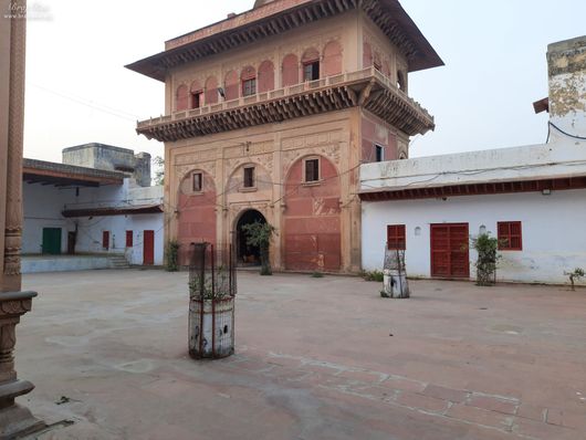 View of the entrance gate from inside of Tikari Rani Temple (Devraha Baba Bhakti Dham), Vrindavan