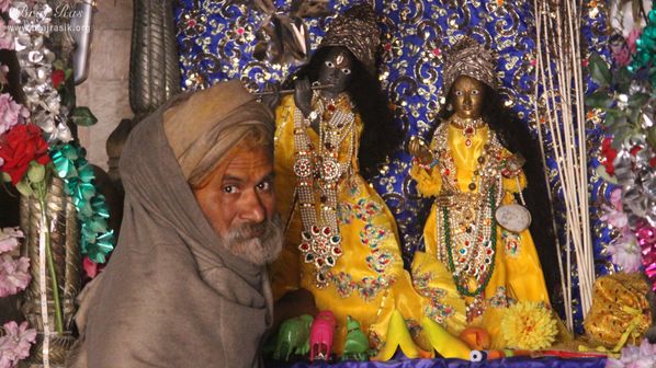 Darshan of Shri Radha Rajendra Ji at Tikari Rani Temple (Devraha Baba Bhakti Dham), Vrindavan