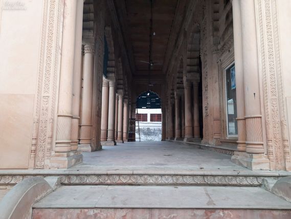 View of pillars at Tikari Rani Temple (Devraha Baba Bhakti Dham), Vrindavan