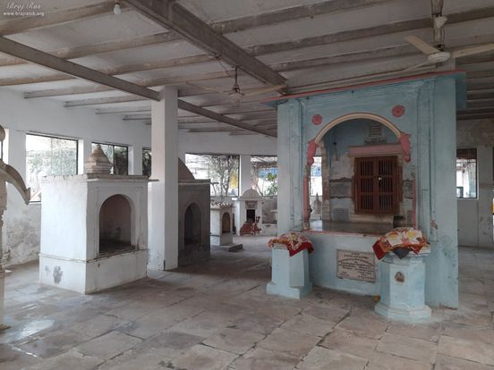 Distant view of Samadhi of Shri Lokanath Goswami at Shri Radha Gokulananda Temple, Vrindavan