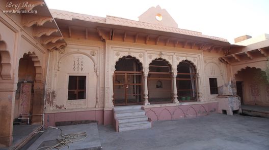 Inside view of Shri Vrindavan Vihari Temple, Vardhman Kunj, Vrindavan
